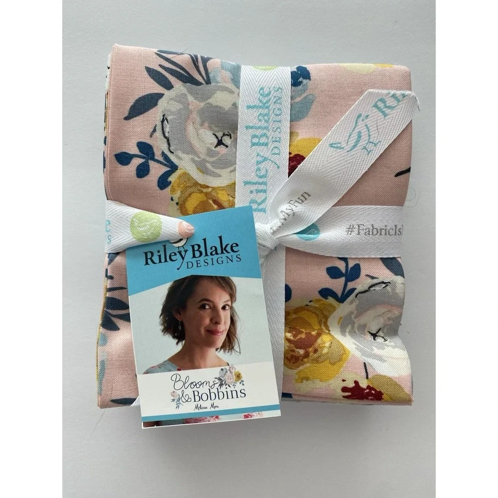 Sew Sampler Box Items, Riley Blake Designs, New In Package July 2019 Quilt Kit